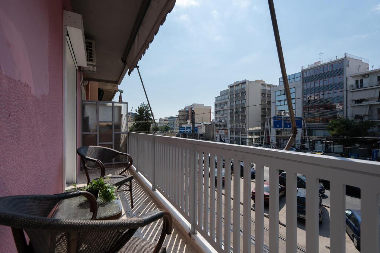 Newly Renovated 2 Bedroom Apartment, 5Min To Metro Athens Exterior photo