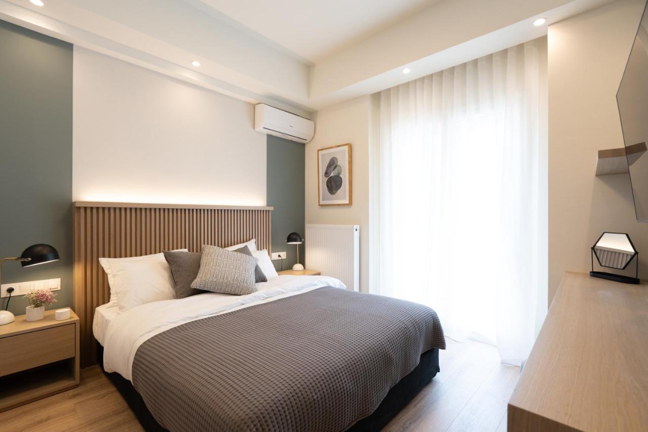 Newly Renovated 2 Bedroom Apartment, 5Min To Metro Athens Exterior photo