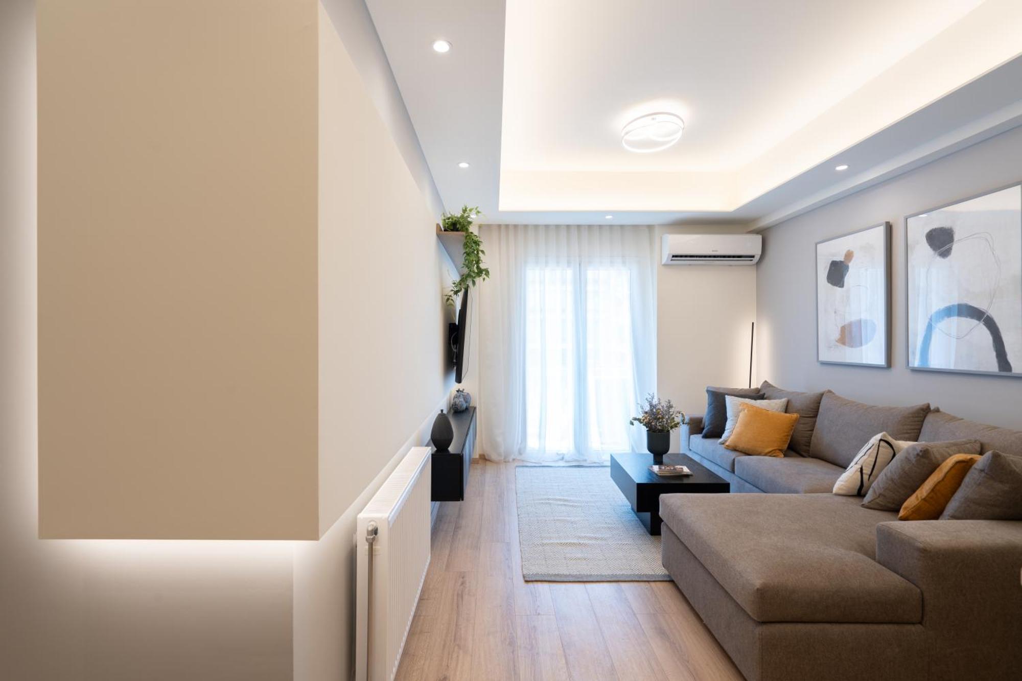 Newly Renovated 2 Bedroom Apartment, 5Min To Metro Athens Exterior photo