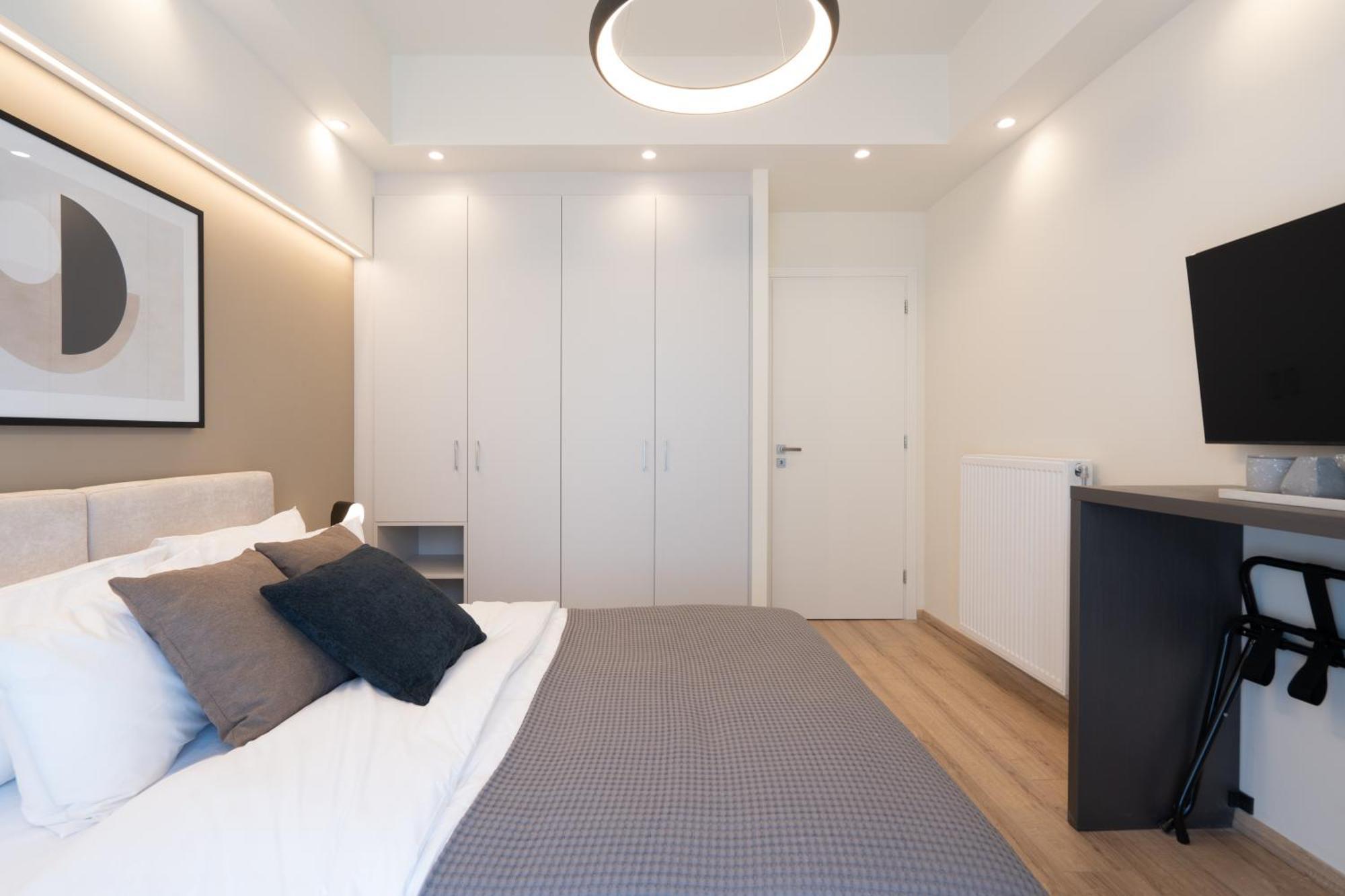 Newly Renovated 2 Bedroom Apartment, 5Min To Metro Athens Exterior photo